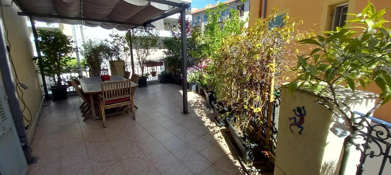 La Terrasse Apartment Nisa Exterior foto